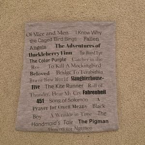 literature scarf